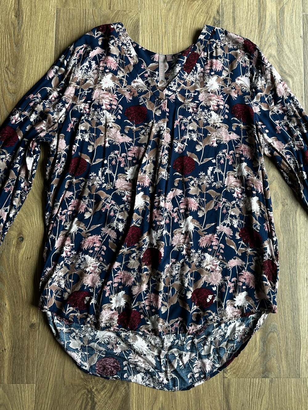 Brina & Em Floral V-Neck Long Sleeve Blouse
